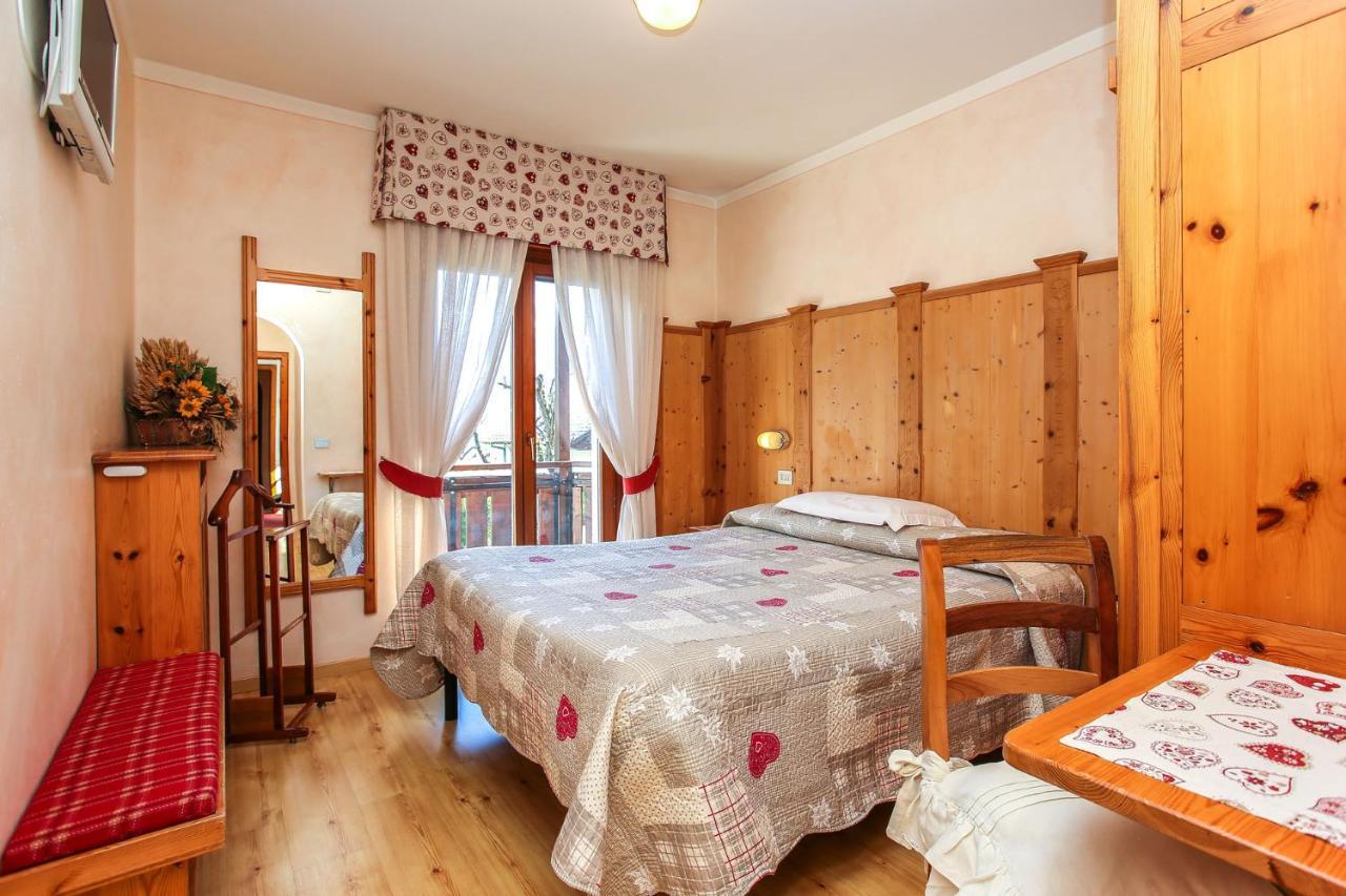 Albergo Adele Bormio Esterno foto