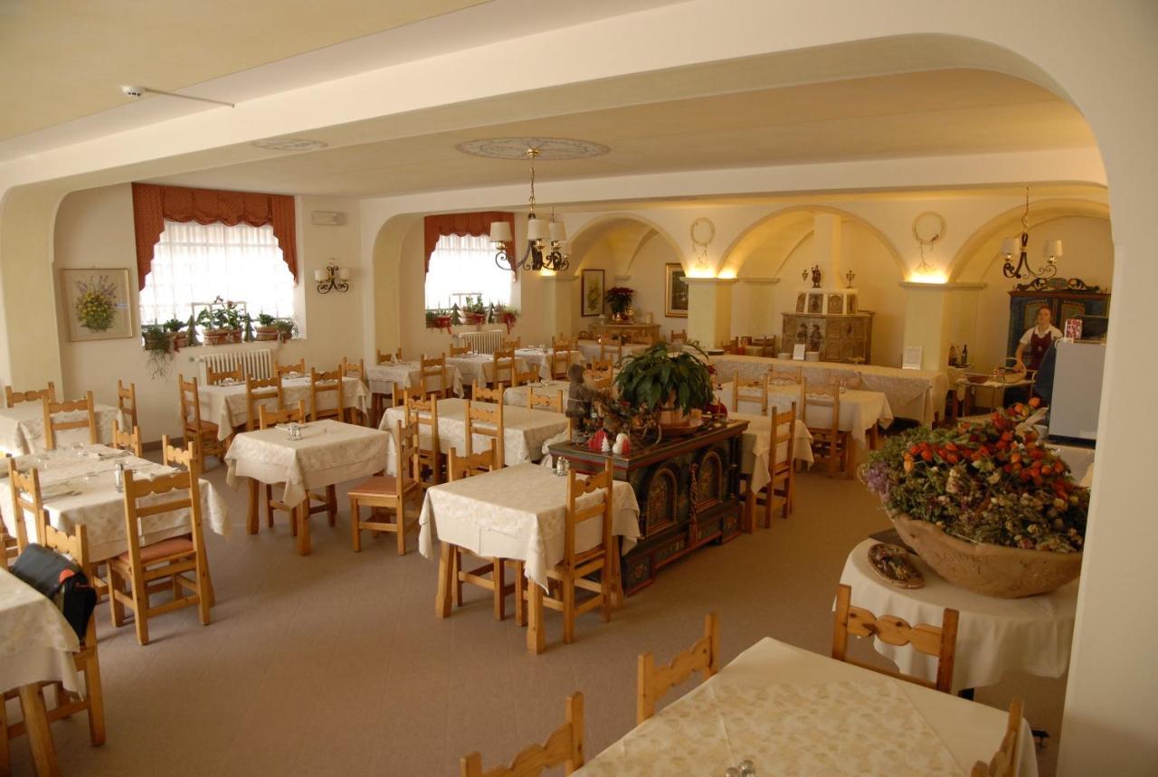 Albergo Adele Bormio Esterno foto