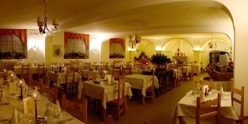 Albergo Adele Bormio Esterno foto