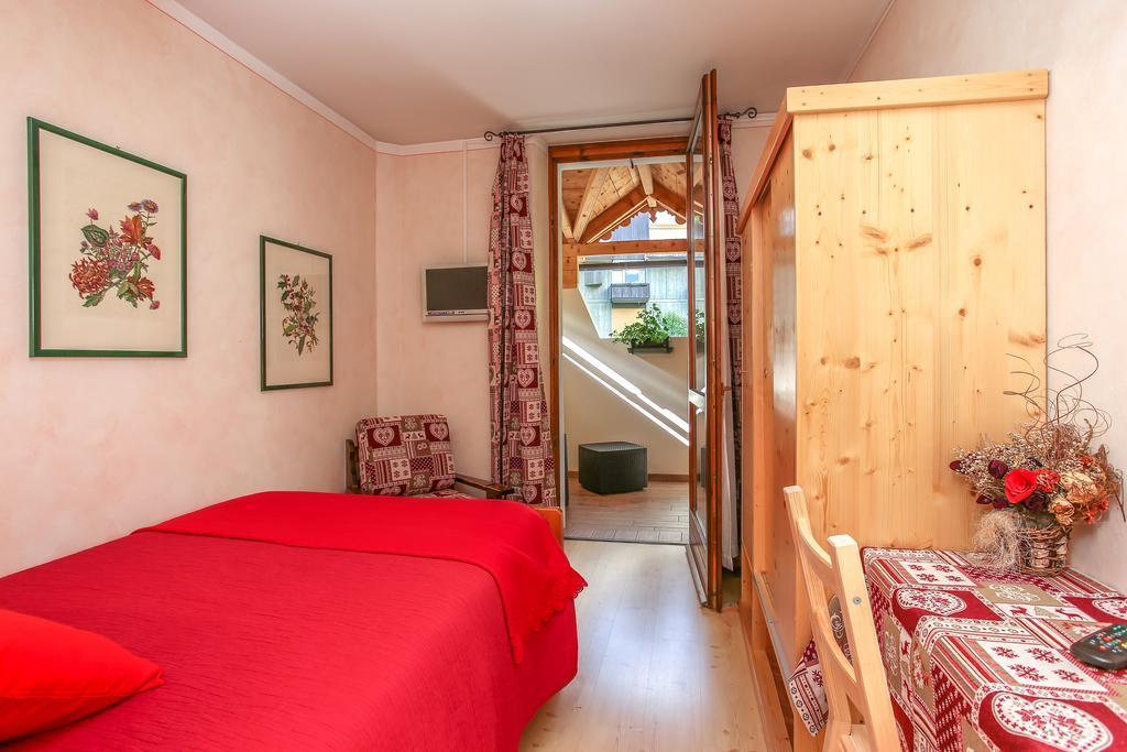Albergo Adele Bormio Esterno foto